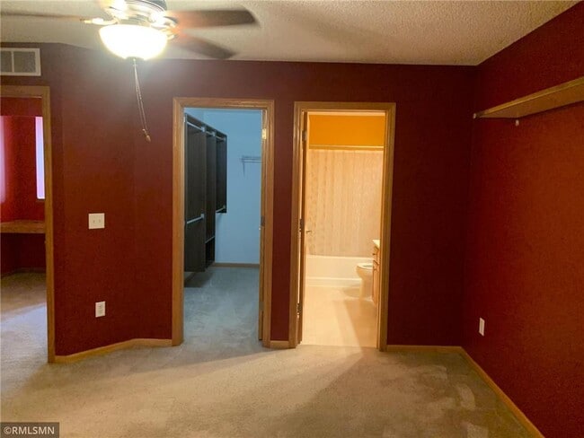 Building Photo - 3125 Legacy Ln