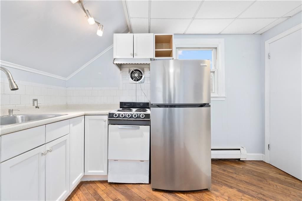 Building Photo - 4 Rego Rd