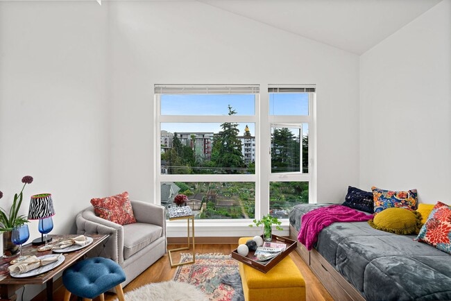 Interior Photo - Portage Bay Flats - Affordable Studio Apar...