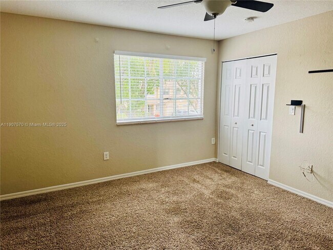 Building Photo - 9087 Chambers St