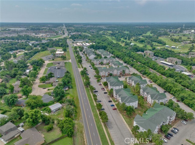 Building Photo - 2200 Classen Blvd