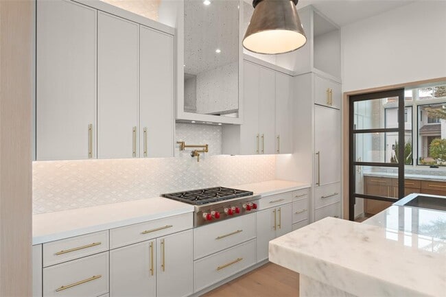 Building Photo - 4133 Grande Brick Lp