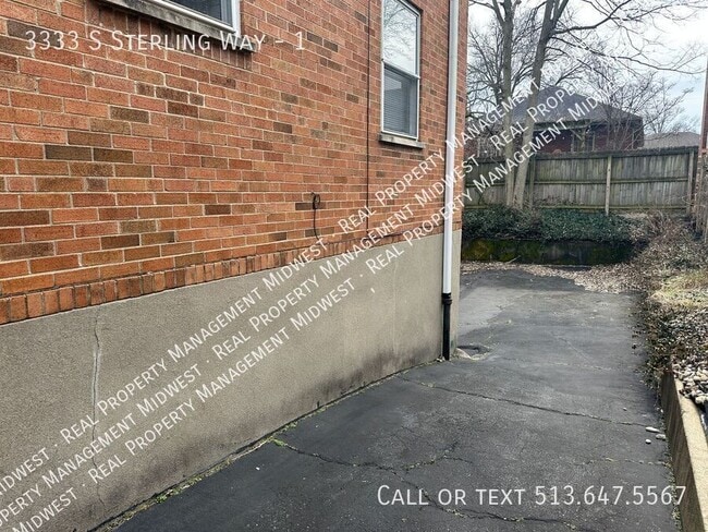 Building Photo - 3333 S Sterling Way