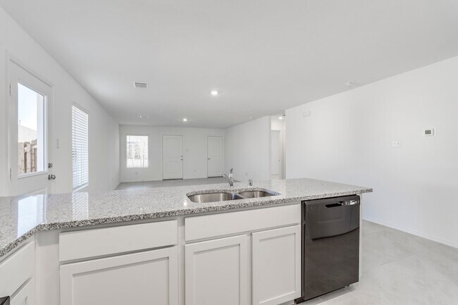 Building Photo - 8721 Whistling Duck Dr