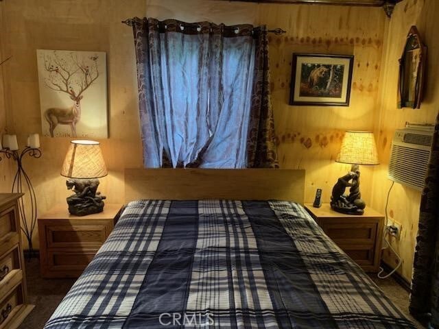 Building Photo - 754 Golden Dr