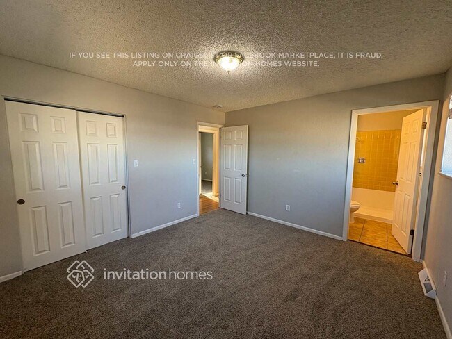 Building Photo - 10240 Benton St