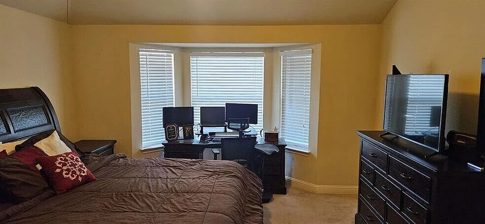 Building Photo - 108 S Lynnwood Trl