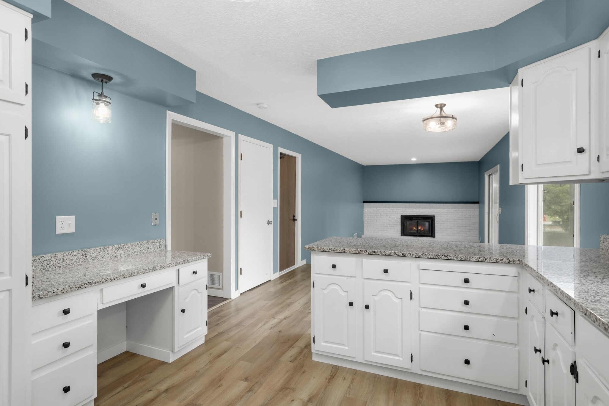 Kitchen - 2808 Aglen St