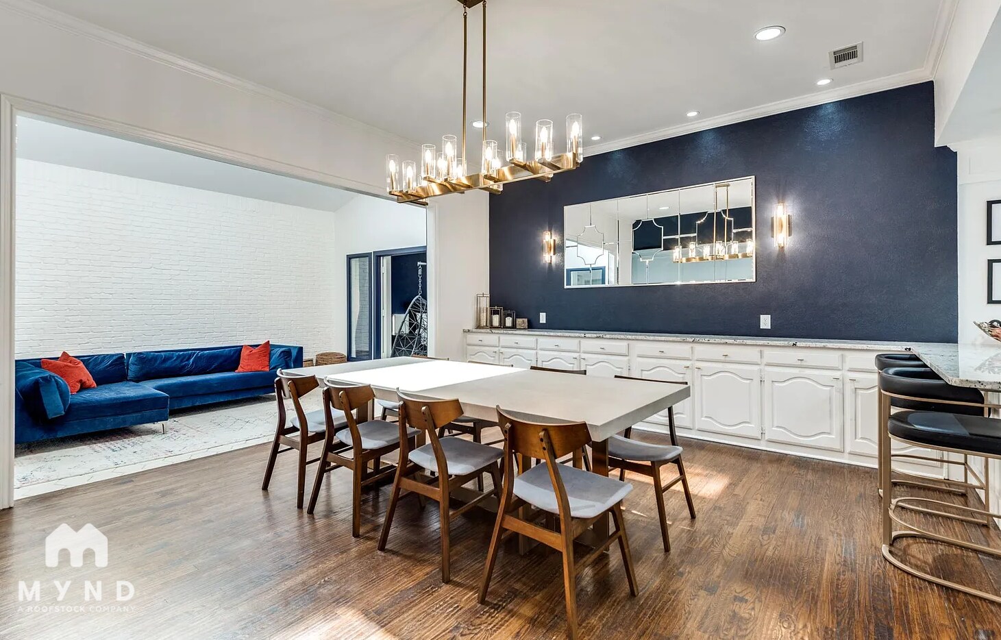 Building Photo - 2005 Crockett Ct