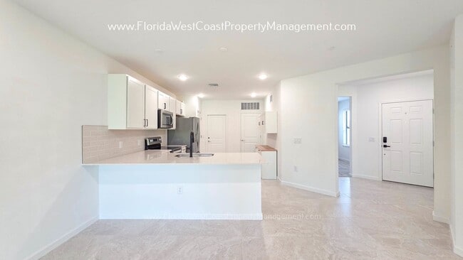 Building Photo - 6467 Silverstar Dr