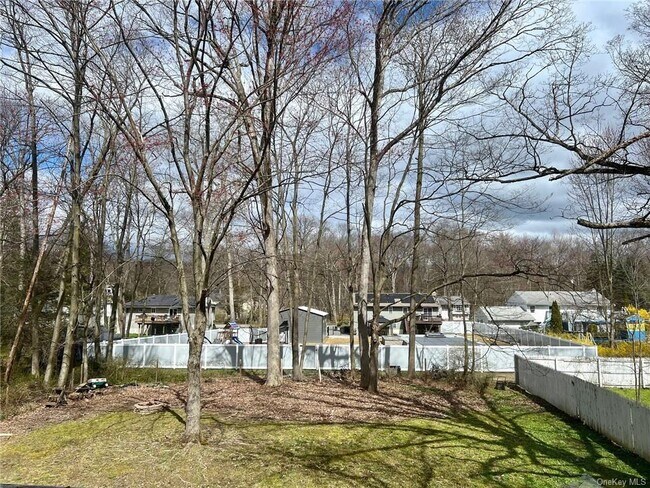 Building Photo - 9 Ridgewood Terrace