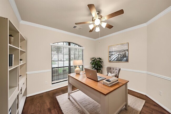 Building Photo - 5038 Gold Haven Dr