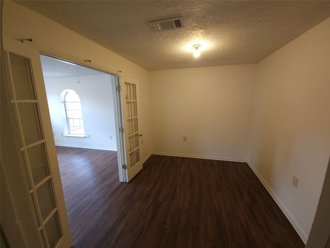 Building Photo - 418 Texas St