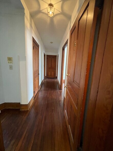 Building Photo - 3405 Monteith Ave