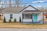 Building Photo - 1235 Bradford Heights Rd