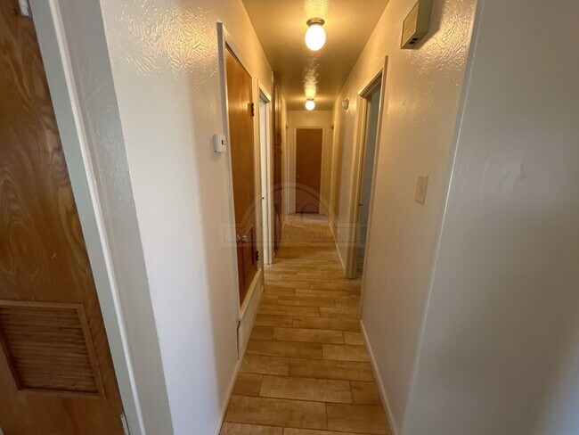 Building Photo - 2401 Mather Dr