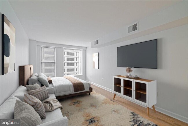 Building Photo - 601 Pennsylvania Ave NW