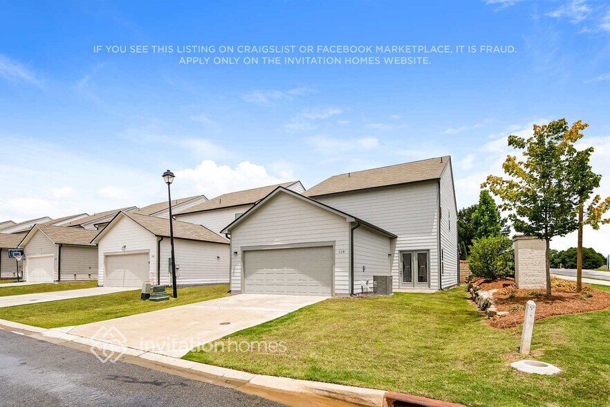 Building Photo - 118 Elmarry Ln