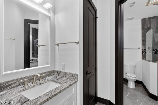 Building Photo - 1102 Mohawk Pkwy