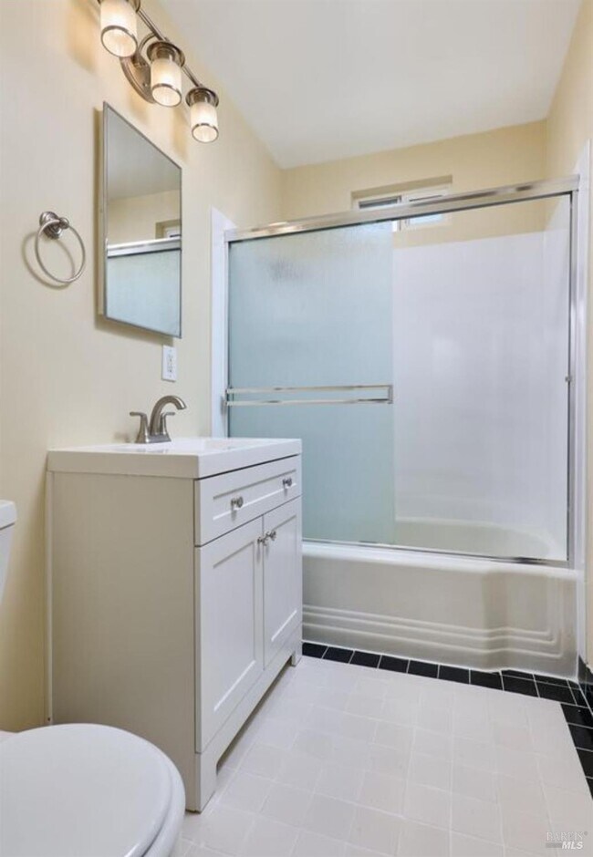 Building Photo - 133 Plov Way