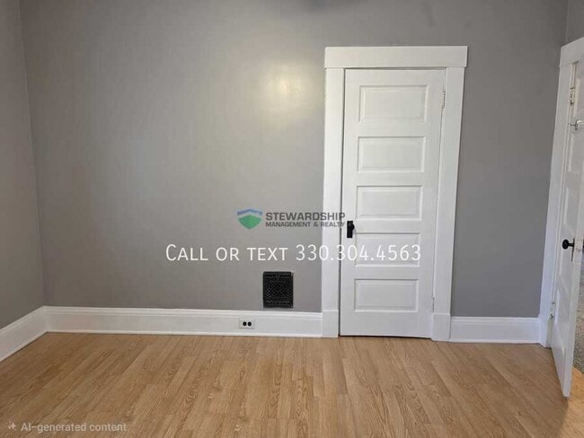 Building Photo - 213 Chestnut Ave NE