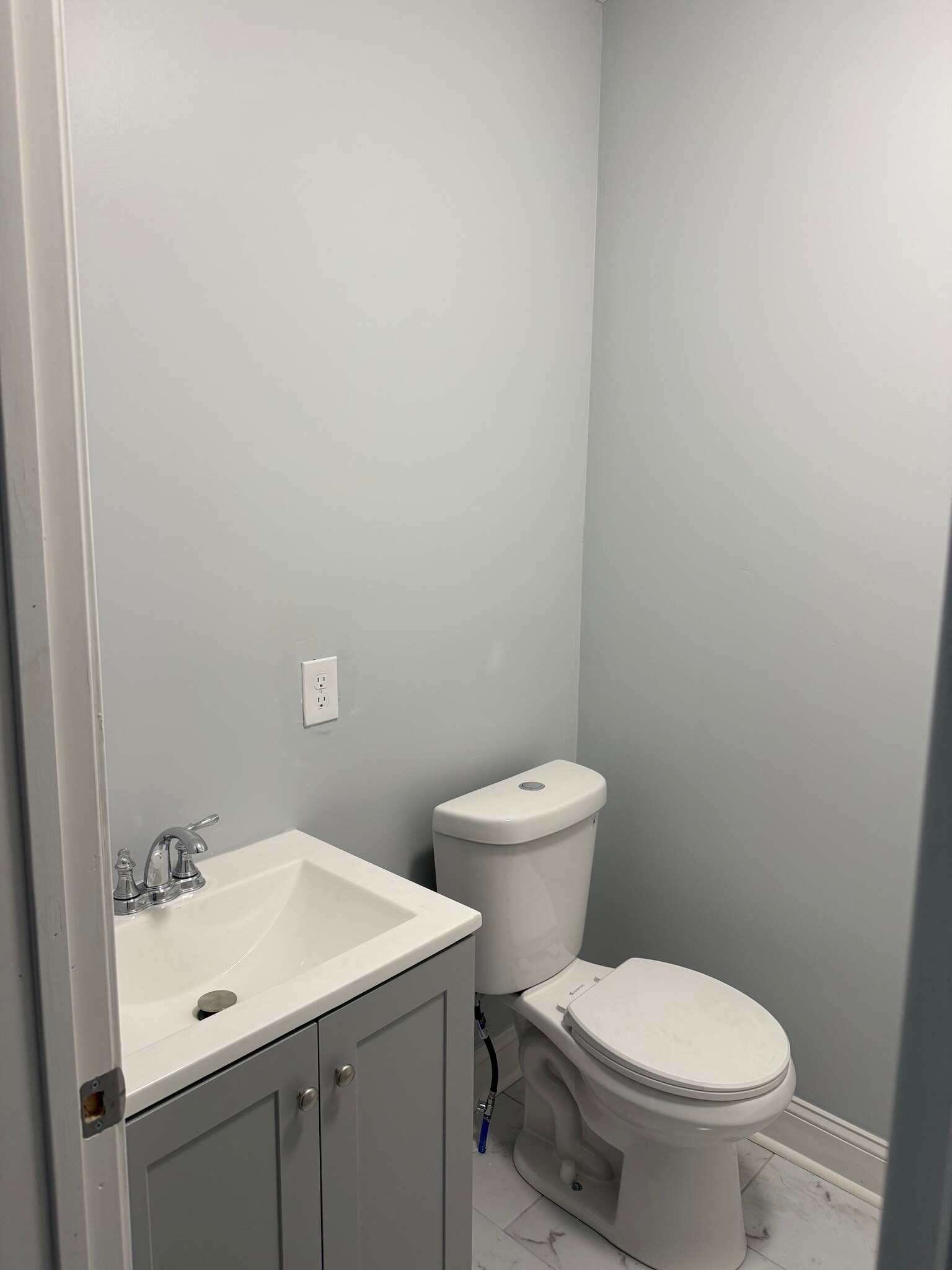 Building Photo - 2517 Island Ave