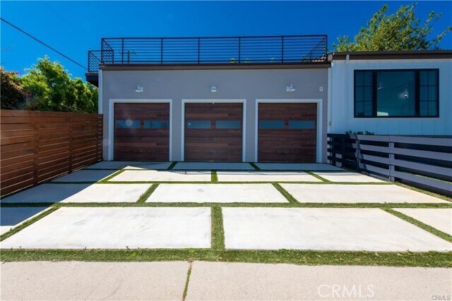 Building Photo - 7900 Naylor Ave