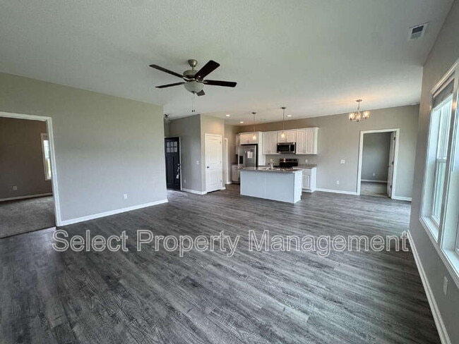 Building Photo - 8783 Elmont Cv