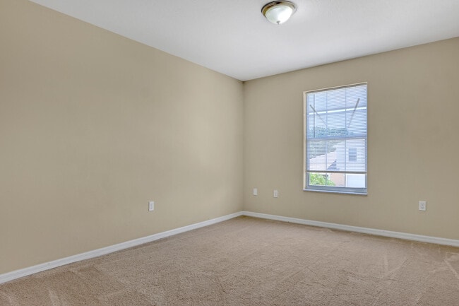Building Photo - 480 L M Davey Ln