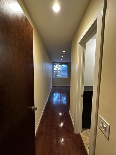 Bedroom - 11951 Mayfield Ave