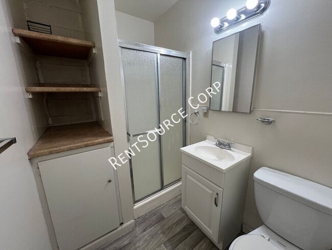 Building Photo - 238 E Williams St