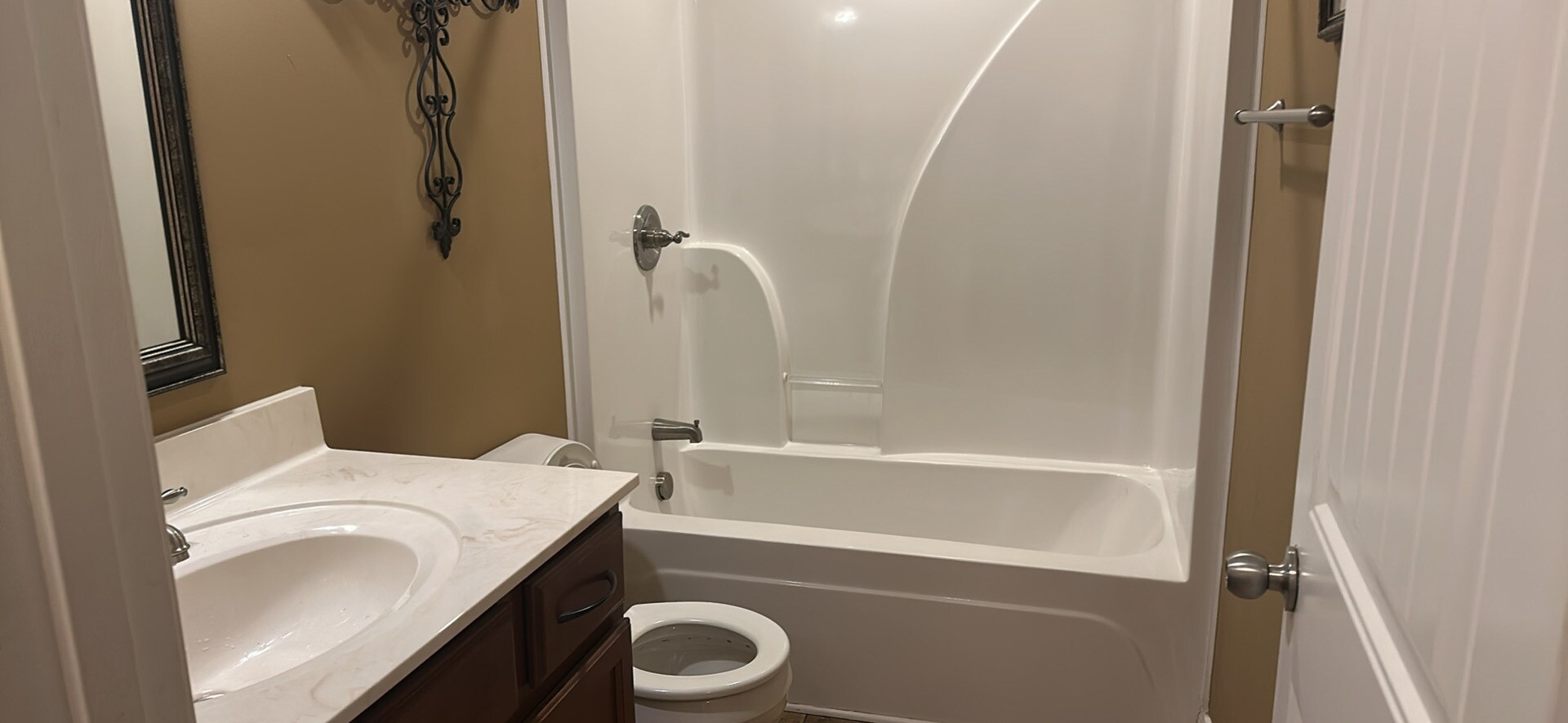 Building Photo - 2221 Trophy Trce