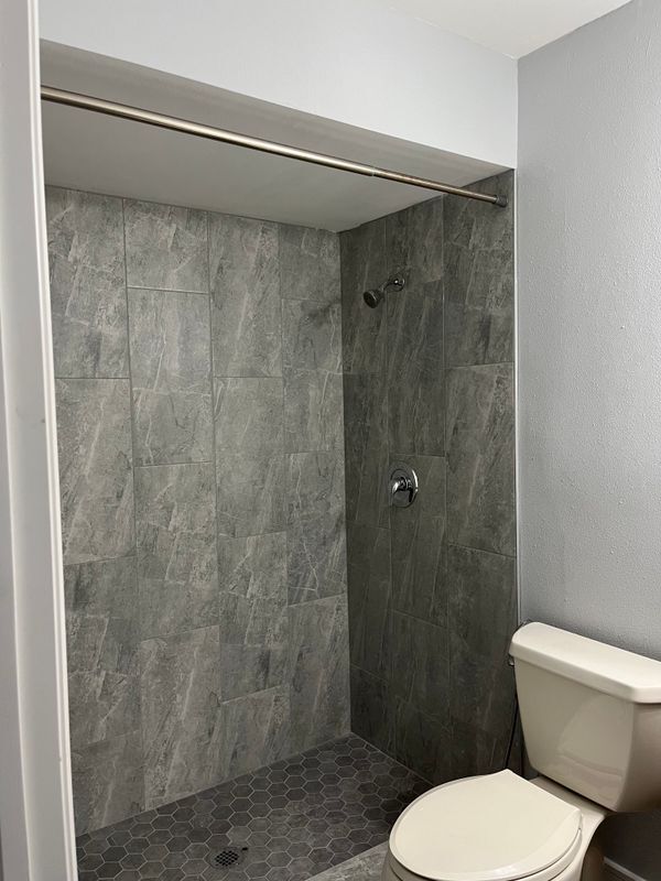 Building Photo - 5111 SW Courtyards Ct