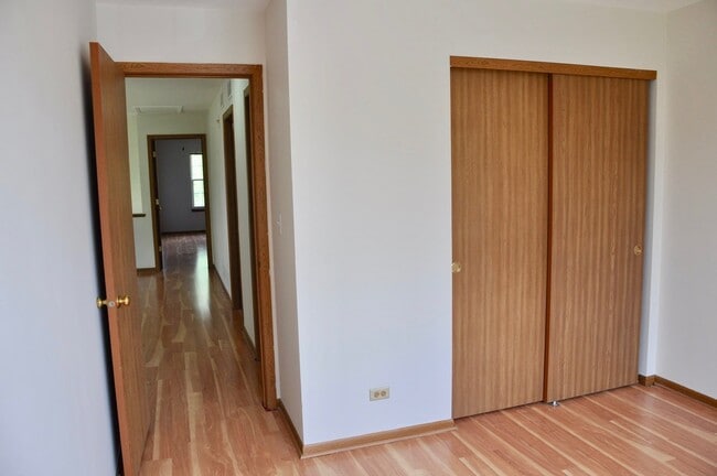 Building Photo - 399 Glen Byrn Ct