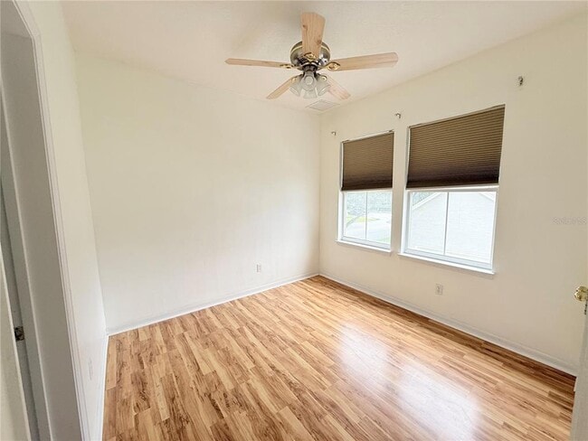 Building Photo - 902 Waterside Dr