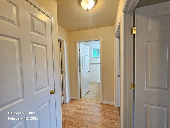 Building Photo - 13019creststreet.is4lease.com