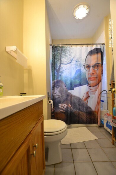 Building Photo - 36 Atkins St