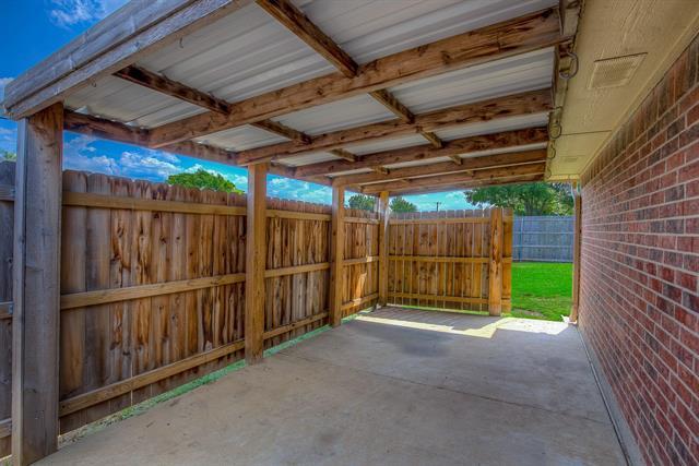 Building Photo - 5501 Gateway Ln