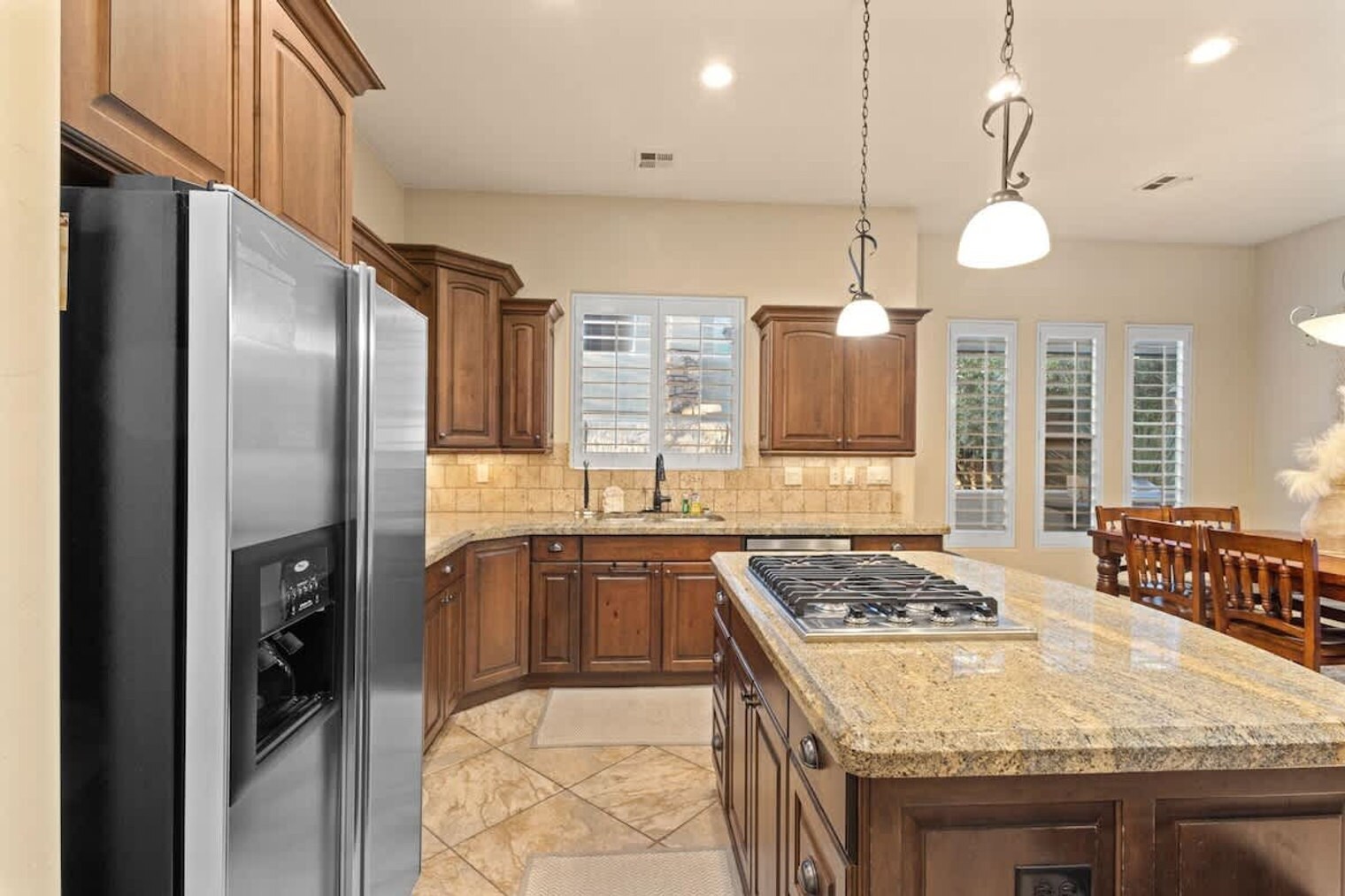 Building Photo - 1922 N Pebble Beach Dr