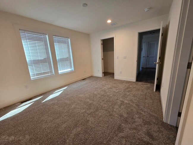 Building Photo - 359 Lemon Dr
