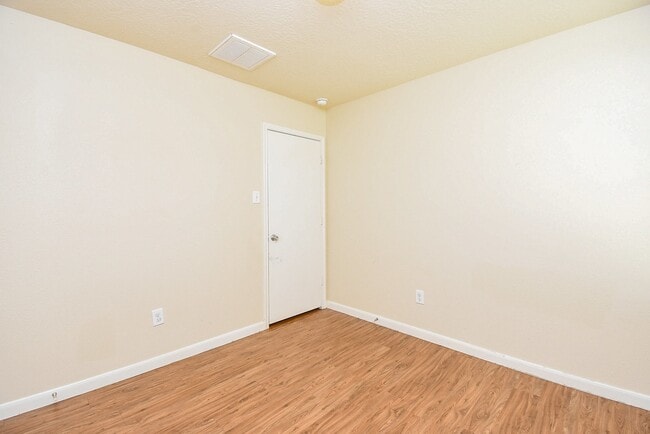 Building Photo - 29223 Legends Bluff Dr