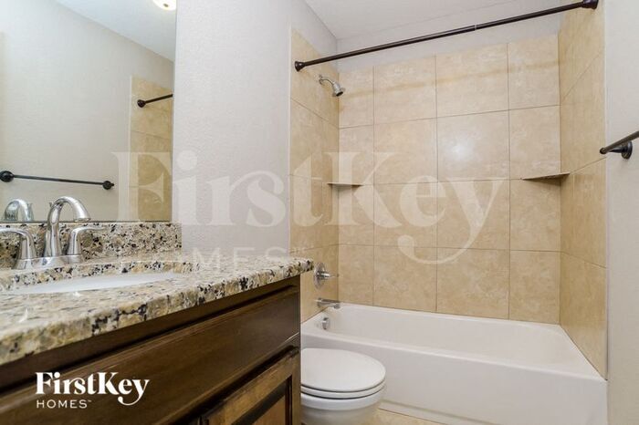 Building Photo - 10511 Augusta Dr