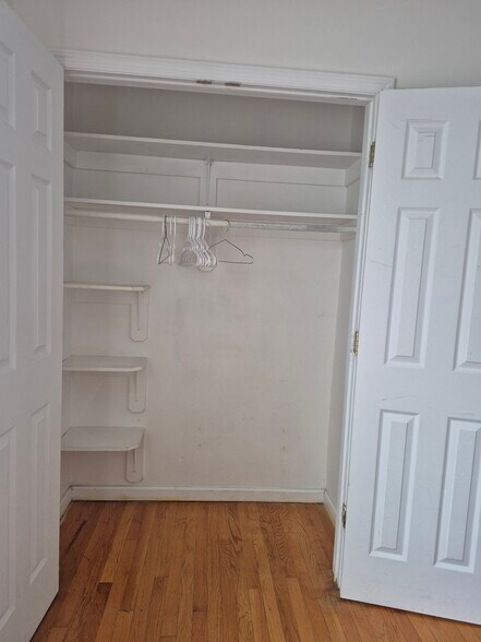 Building Photo - 49 Nelson Ave