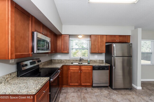 Building Photo - 2291 Macedo Rd NE