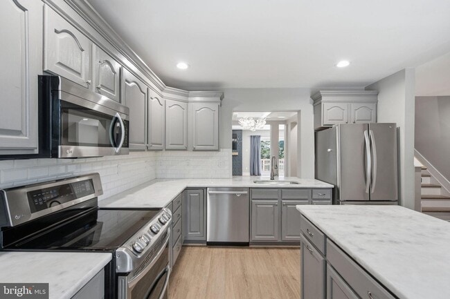 Building Photo - 12087 Edgemere Cir