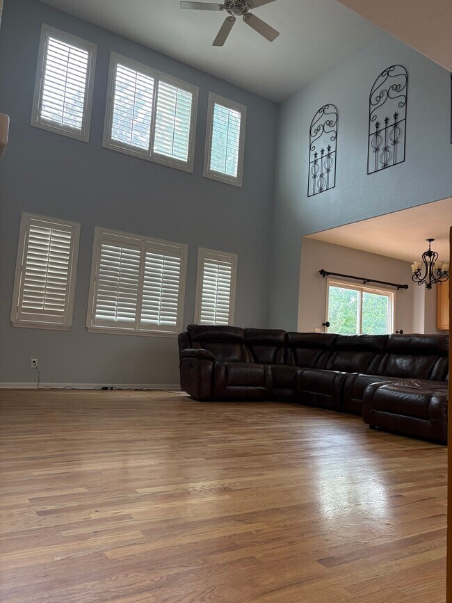 Building Photo - 23405 Rockdale Pl