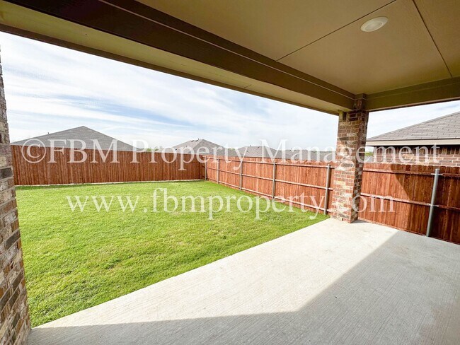 Building Photo - 864 Keystone Ct