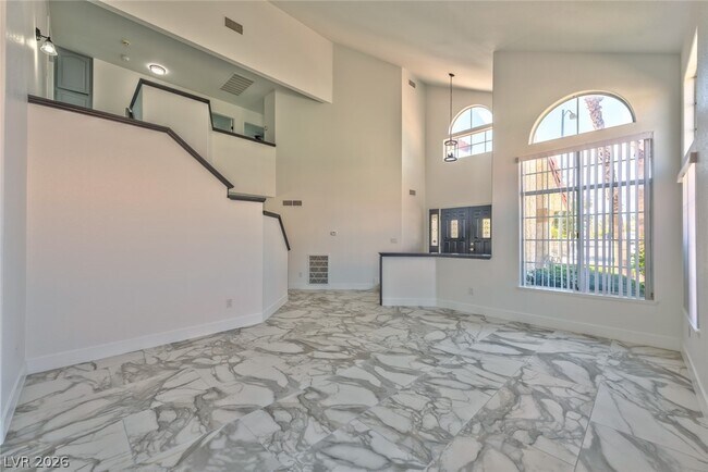 Building Photo - 800 Overview Dr