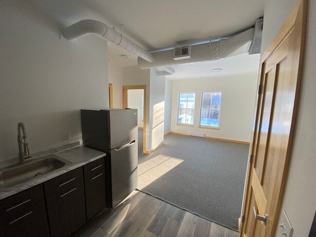 Building Photo - 2BD/1BA In Richmond - ?Half Off First Month’s Rent with Lease Starting by August 15th?