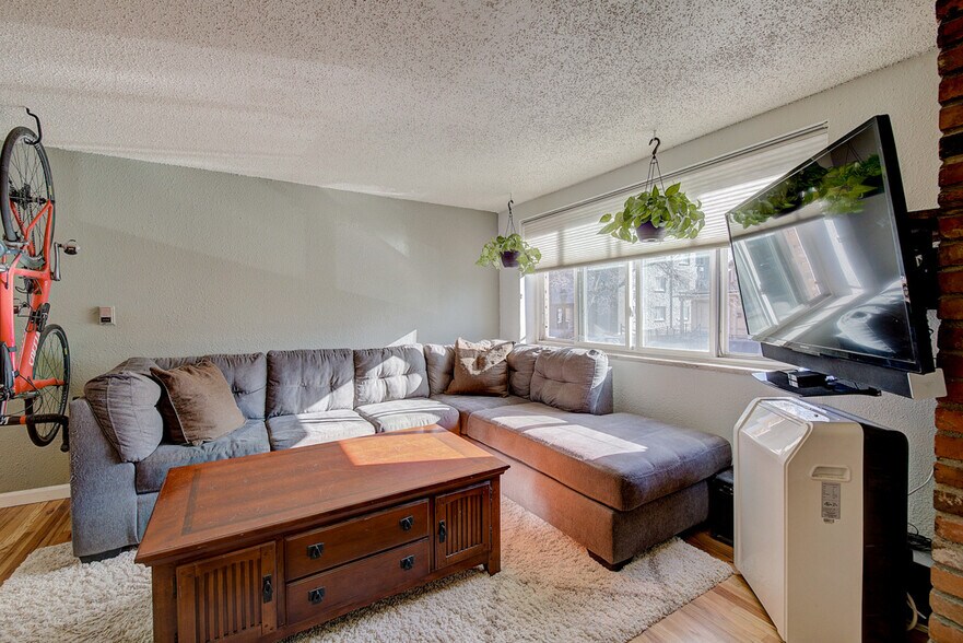 Building Photo - 155 S Pennsylvania St